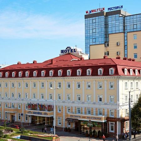 Hotel Ukraine รีฟเน ภายนอก รูปภาพ